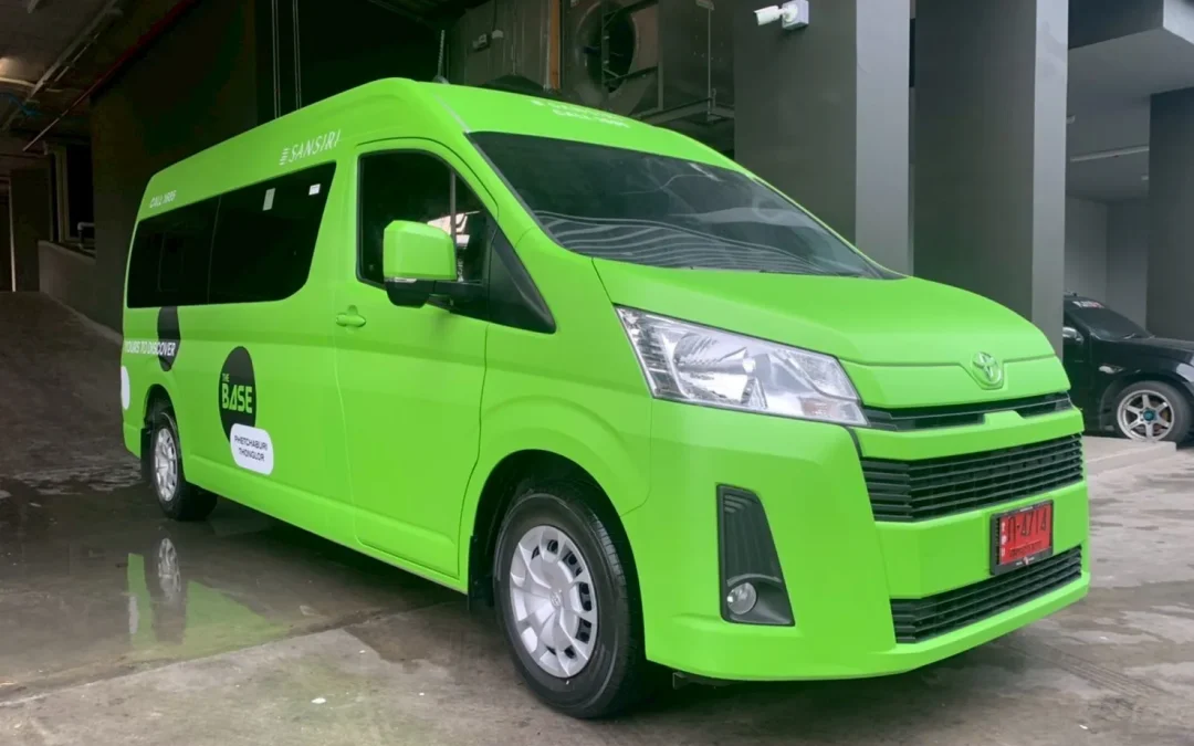 สติ๊กเกอร์ติดรถยนต์ (Car Wrap)